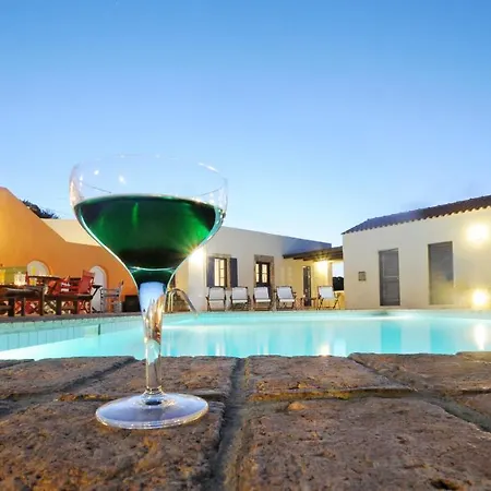 Archontikon House Perlengiánika